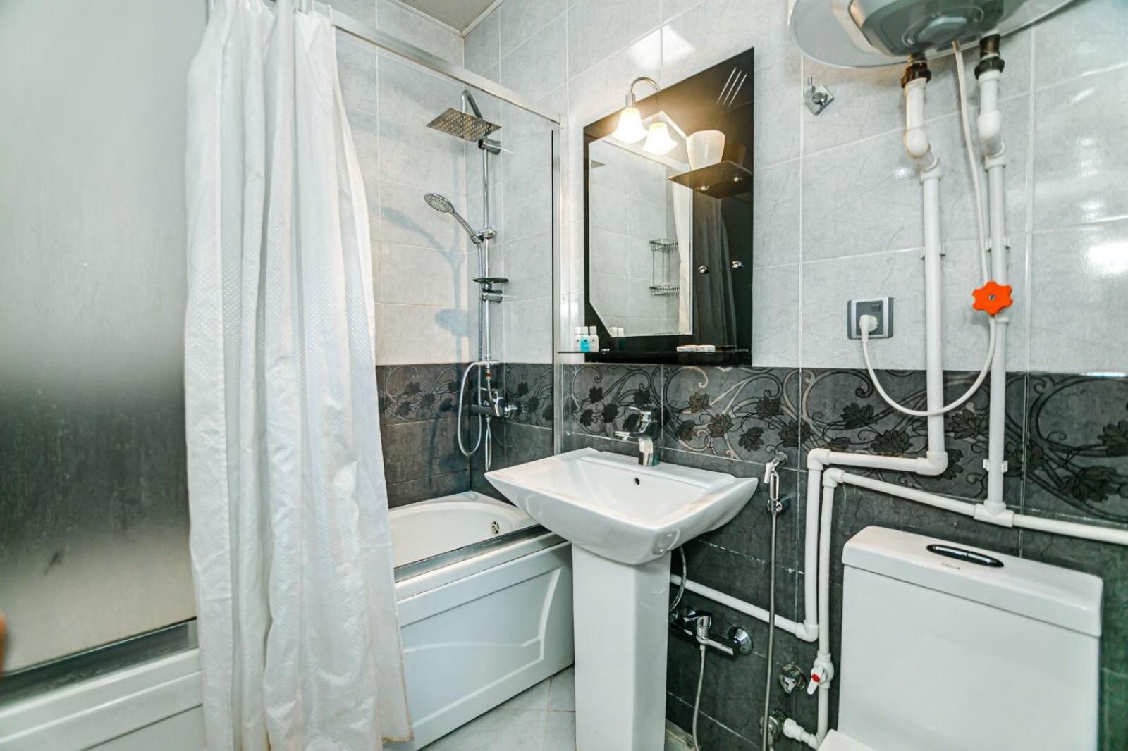 Azneft Square Deluxe Apartment Baku Exterior foto
