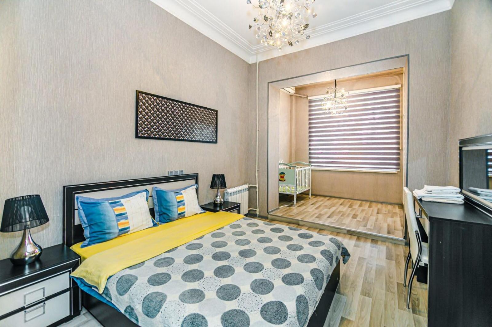 Azneft Square Deluxe Apartment Baku Exterior foto