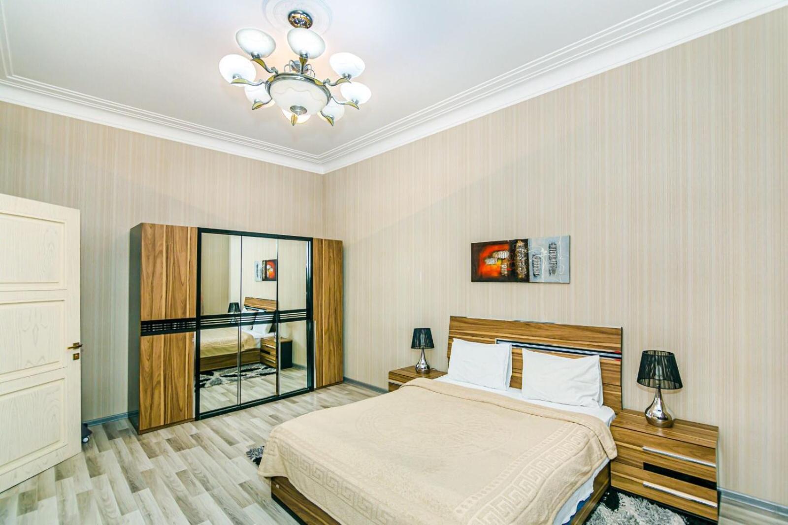 Azneft Square Deluxe Apartment Baku Exterior foto